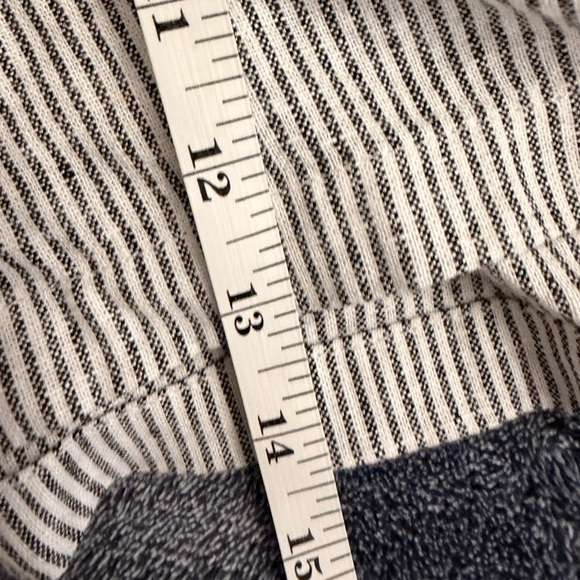 NWT JCrew Factory Linen-blend pull-on short - Picture 6 of 8